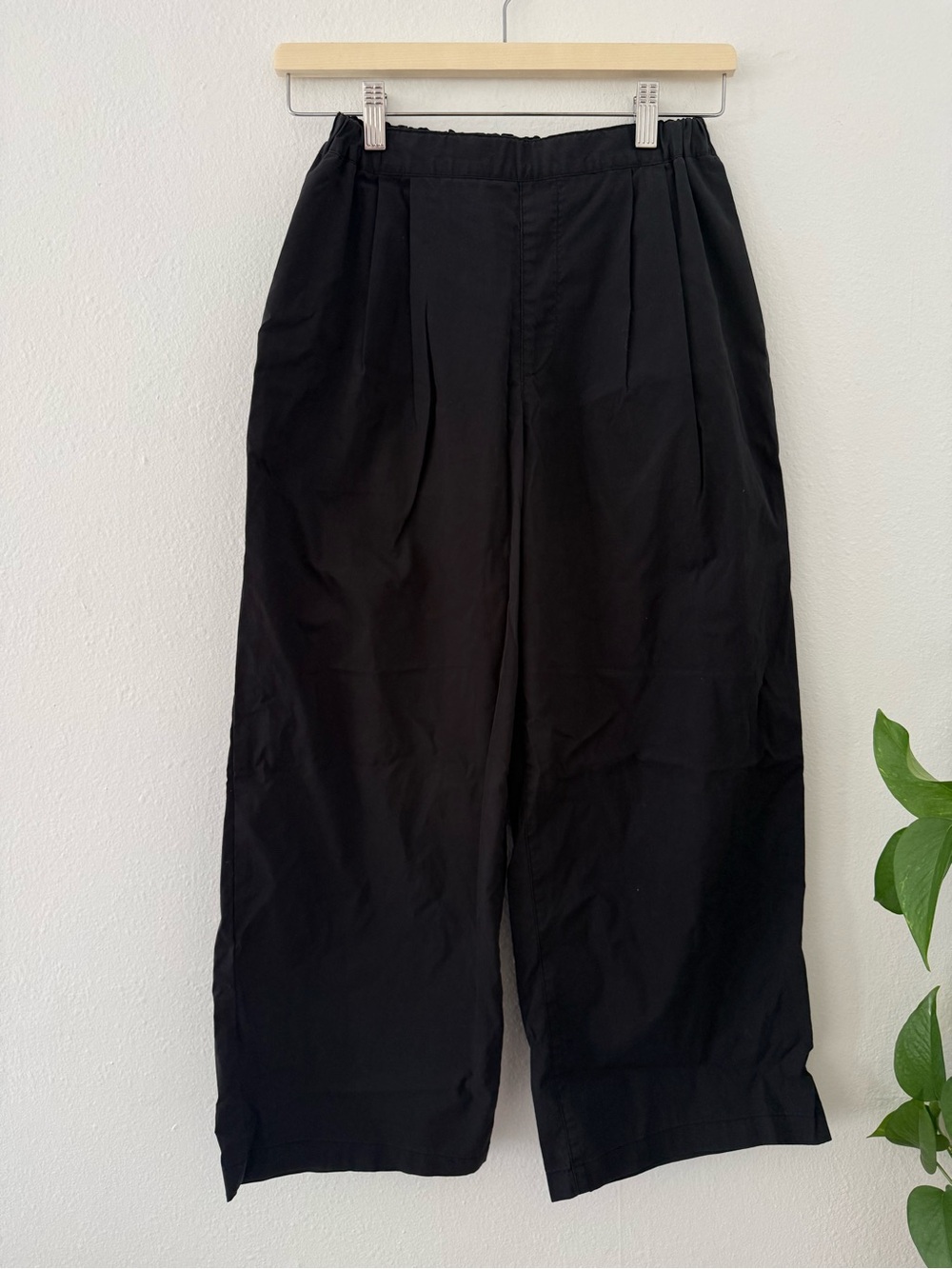 Uniqlo Black Wide-Leg Kids Casual Pants